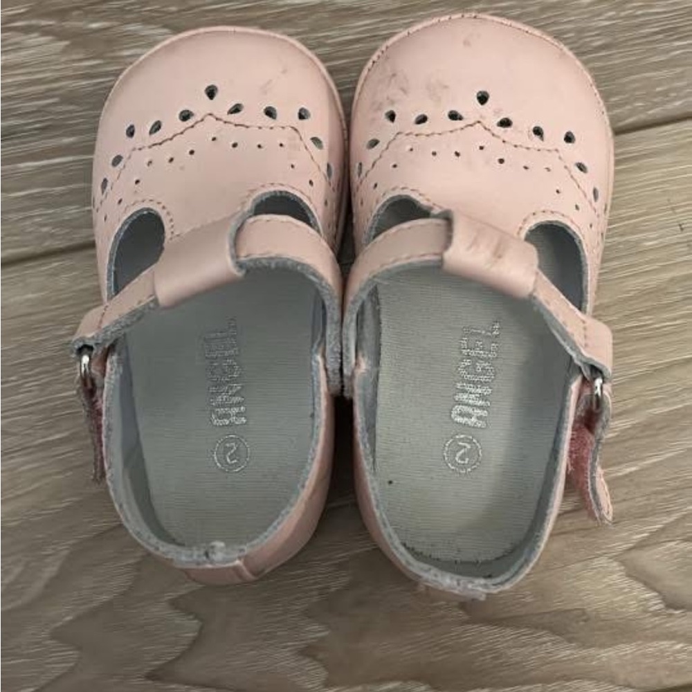 Angel Pink Dress Shoes with T-Strap Design